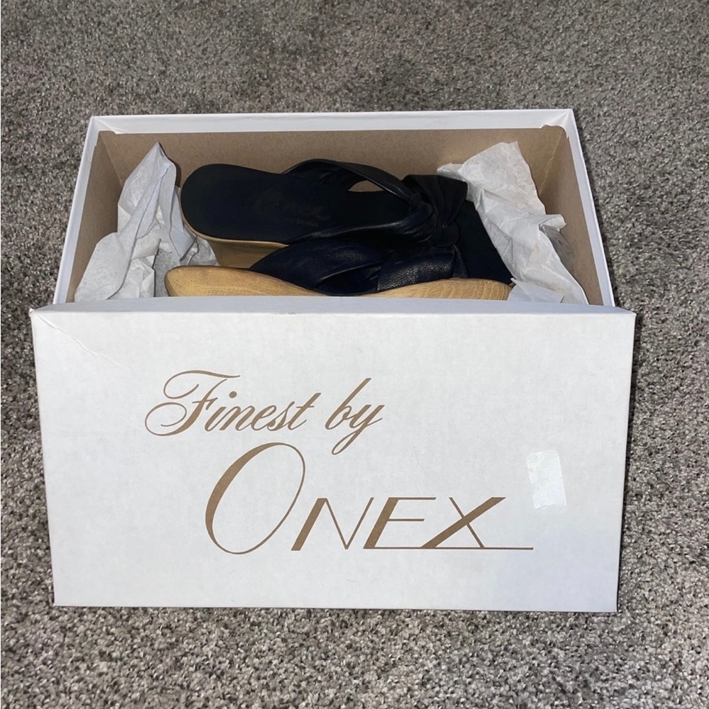 Finest by Onex Puffy Black Leather Wedges. Size 8.